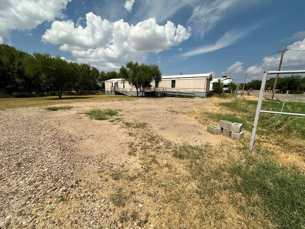 0.14 acres in Maverick County gallery image 2