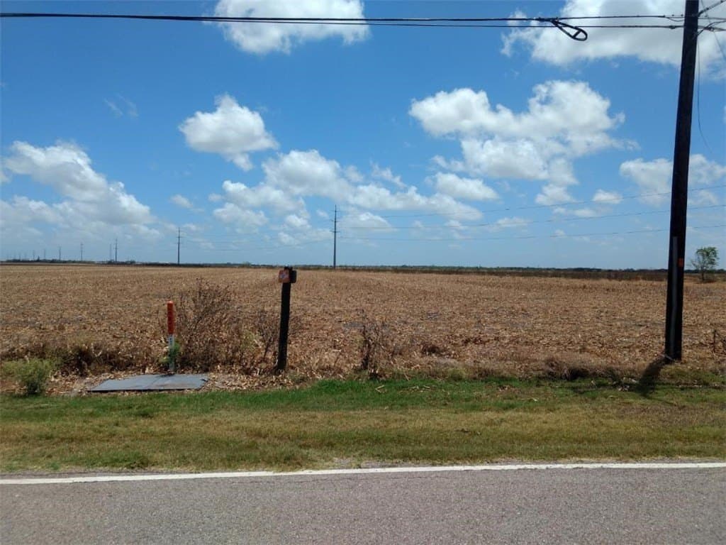237.8 acres in Nueces County - photo 7