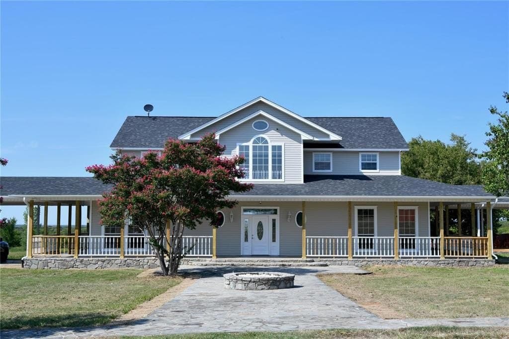 10 acres in Grayson County