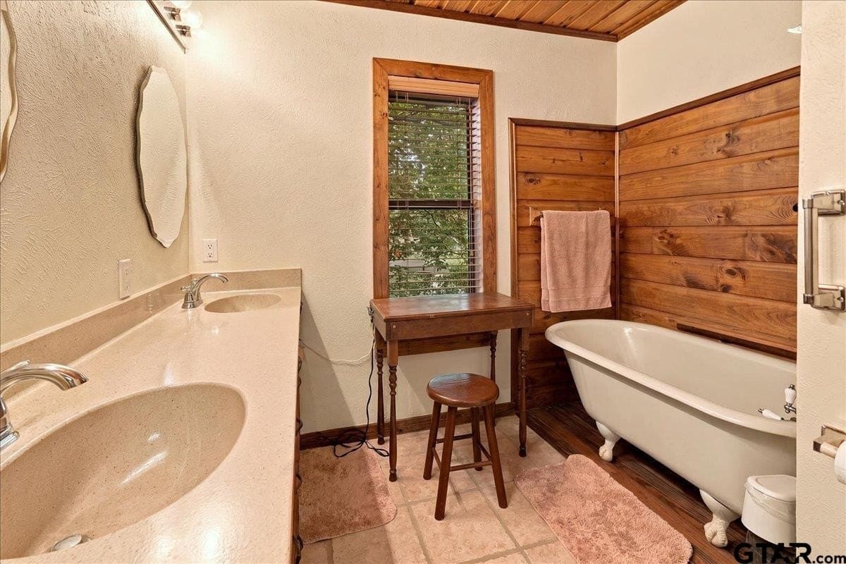 13 acres in Wood County - photo 33