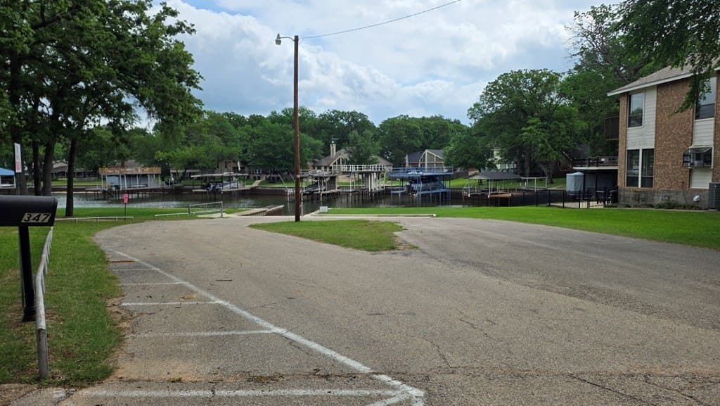 0.18 acres in Henderson County - photo 8