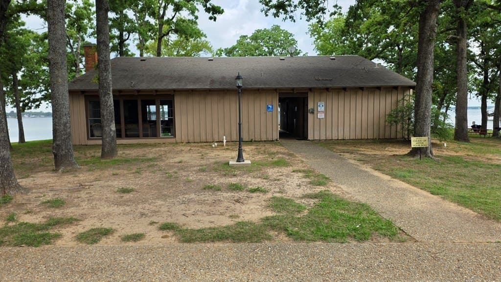 0.18 acres in Henderson County gallery image 2