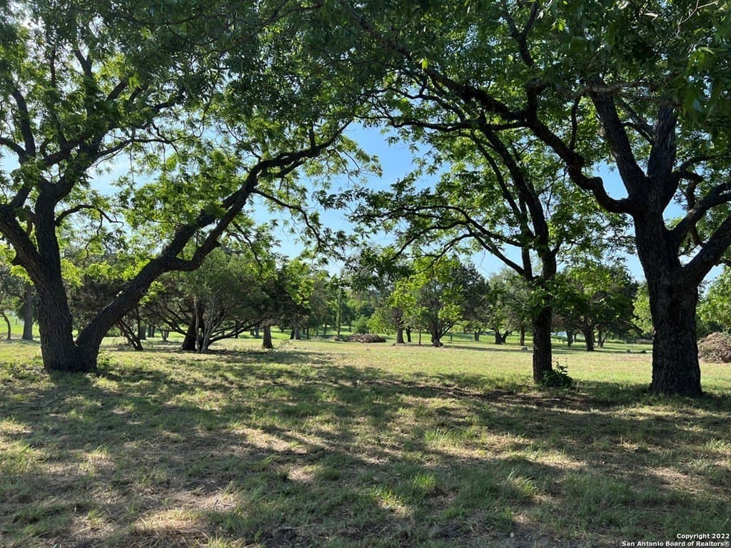 3.58 acres in Kerr County - photo 2