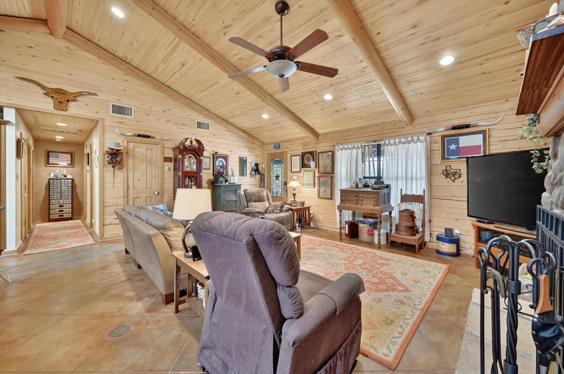 10 acres in Wise County - photo 5
