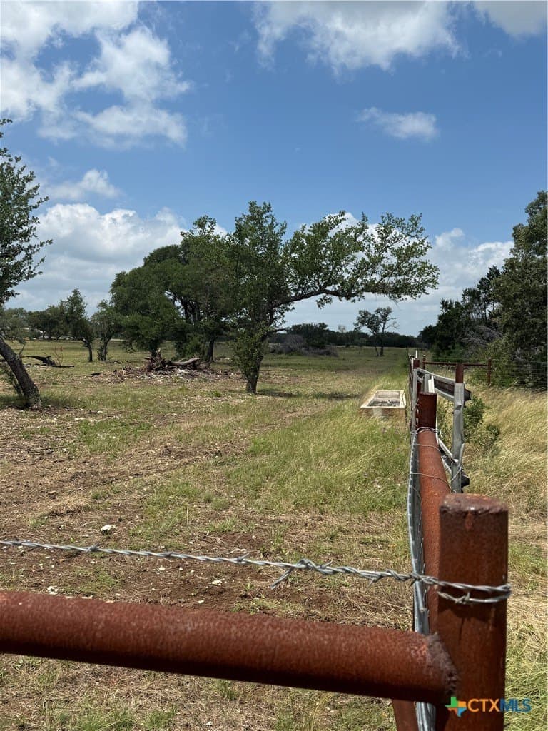20.46 acres in Lampasas County gallery image 4