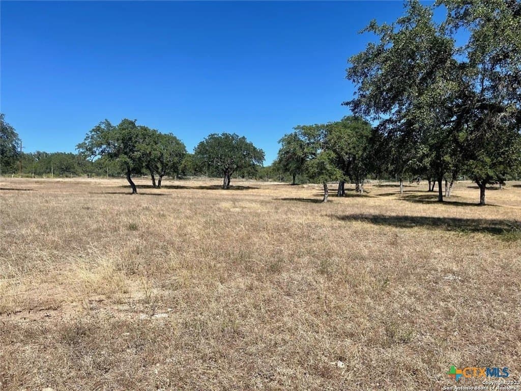 5.02 acres in Bandera County - photo 6