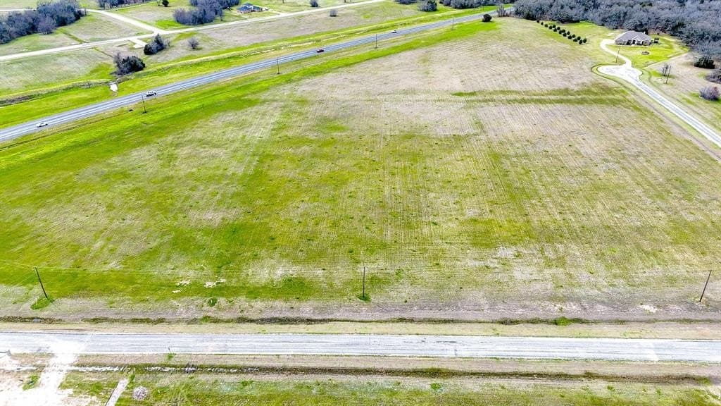 5.14 acres in Navarro County gallery image 4