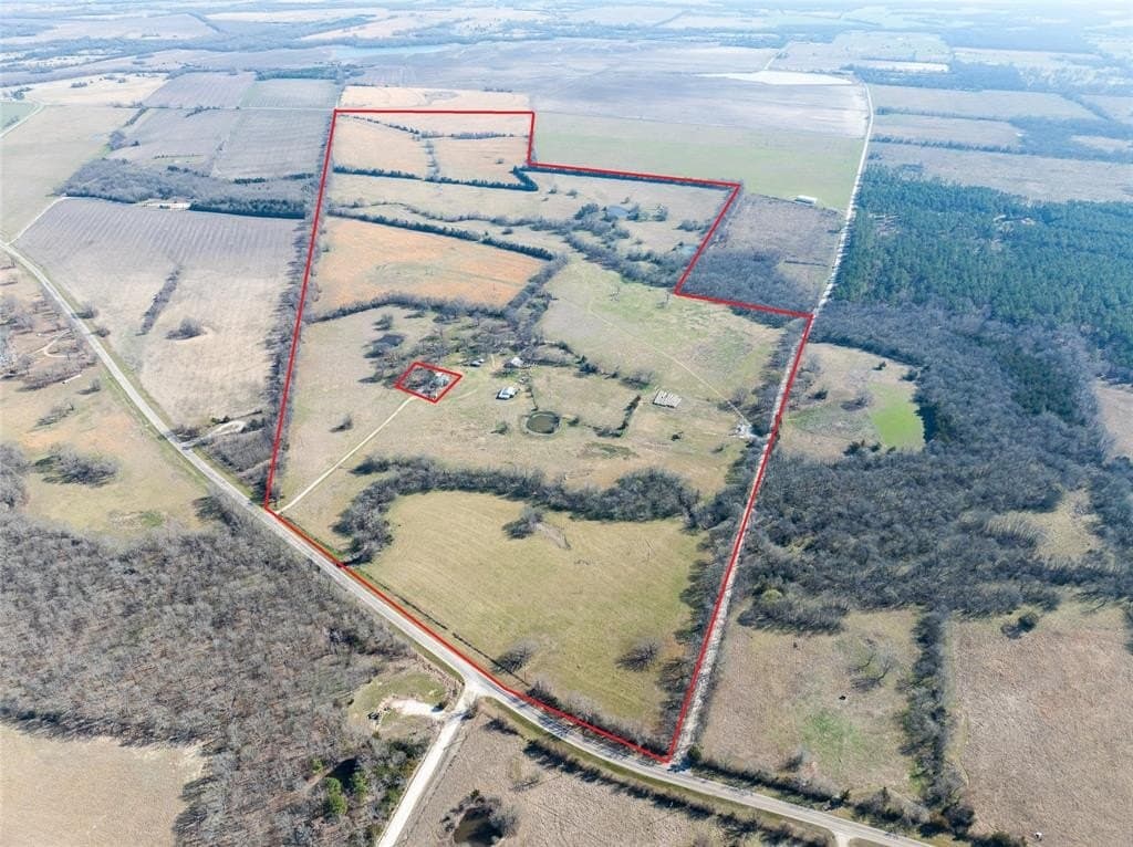 216.5 acres in Red River (TX) County
