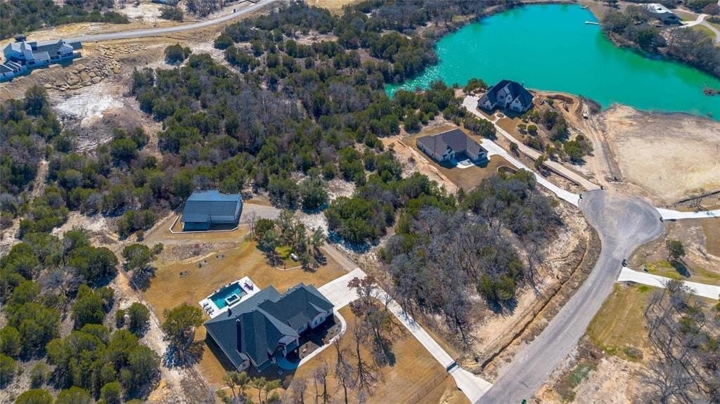 2.01 acres in Parker County