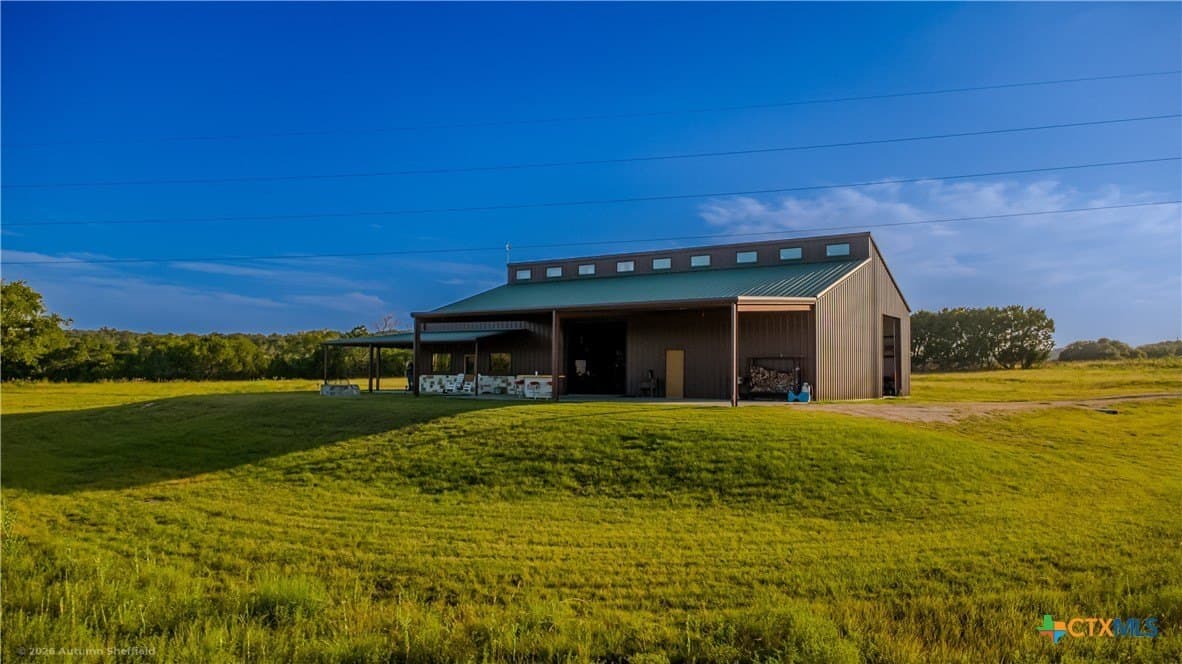 56.27 acres in Gillespie County - photo 7