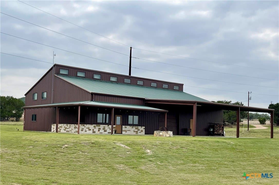 56.27 acres in Gillespie County