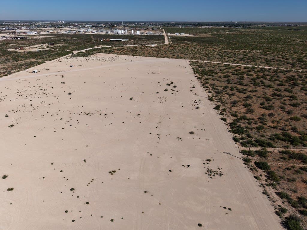 20 acres in Ward County - photo 6