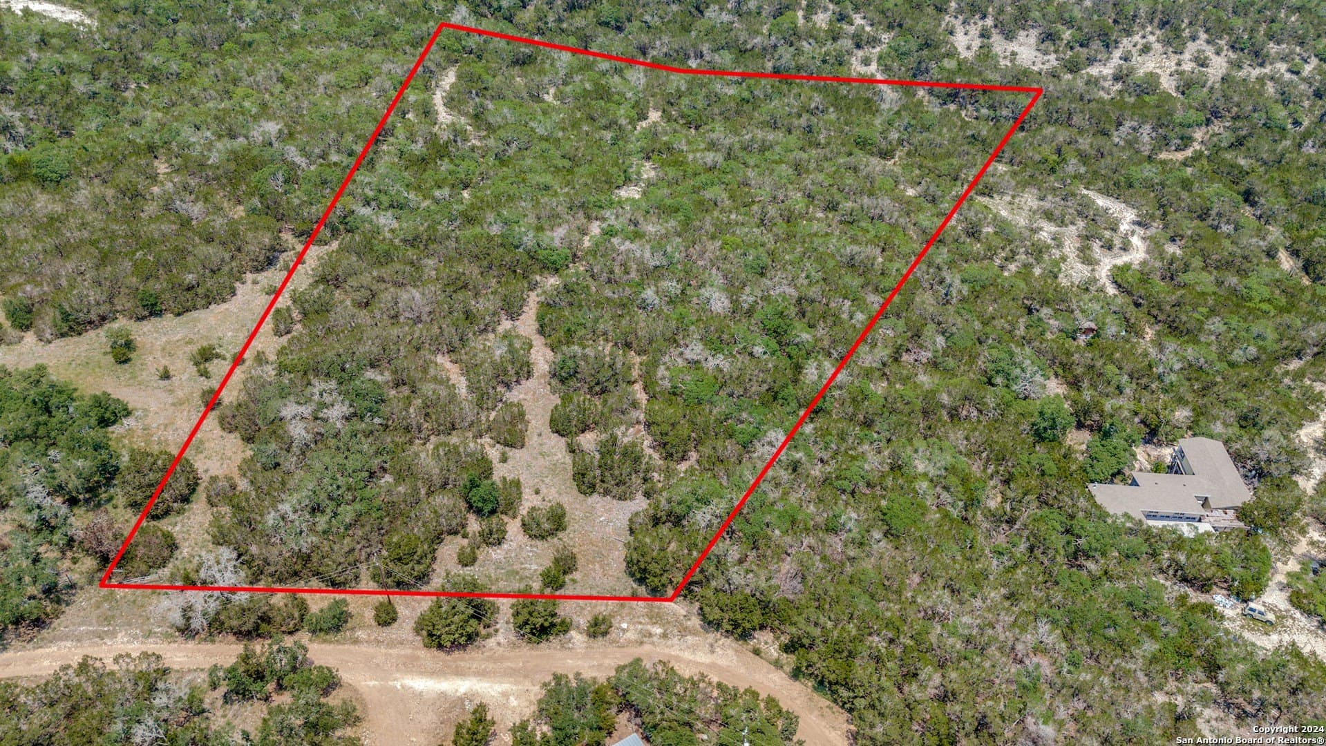 5.6 acres in Kendall County gallery image 2