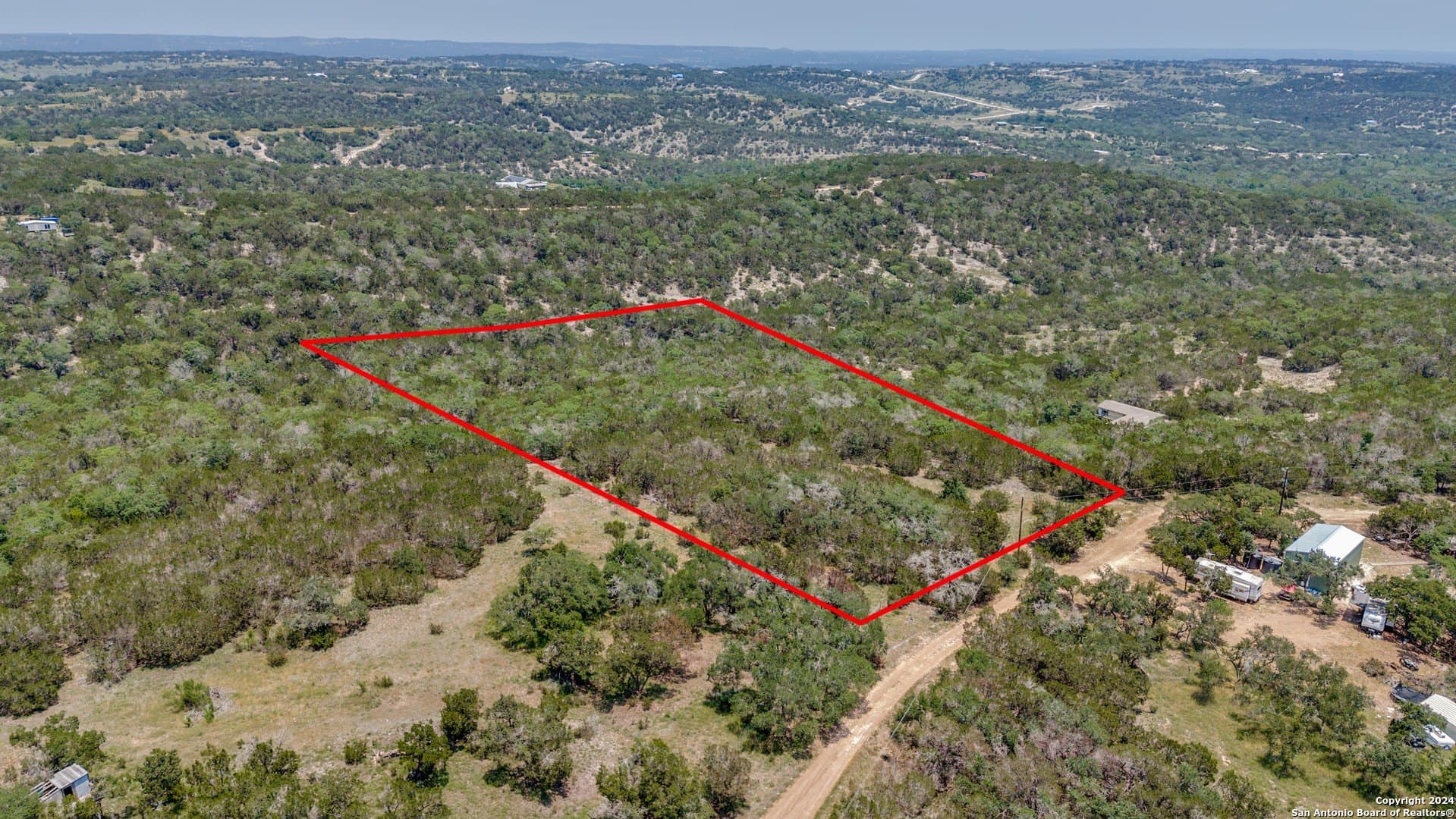 5.6 acres in Kendall County gallery image 4