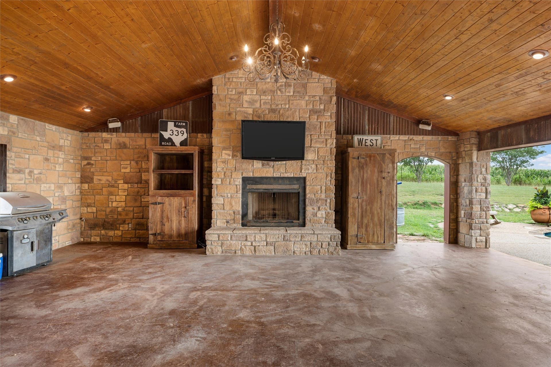 12.22 acres in Hill County - photo 8