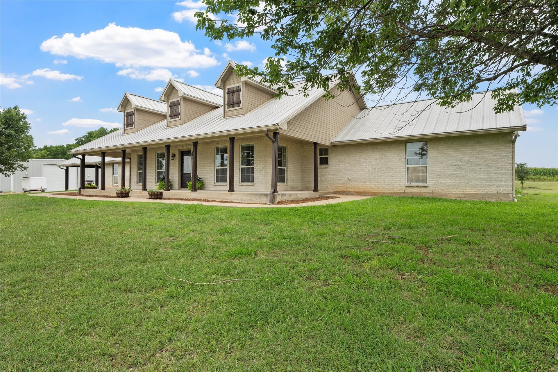 12.22 acres in Hill County