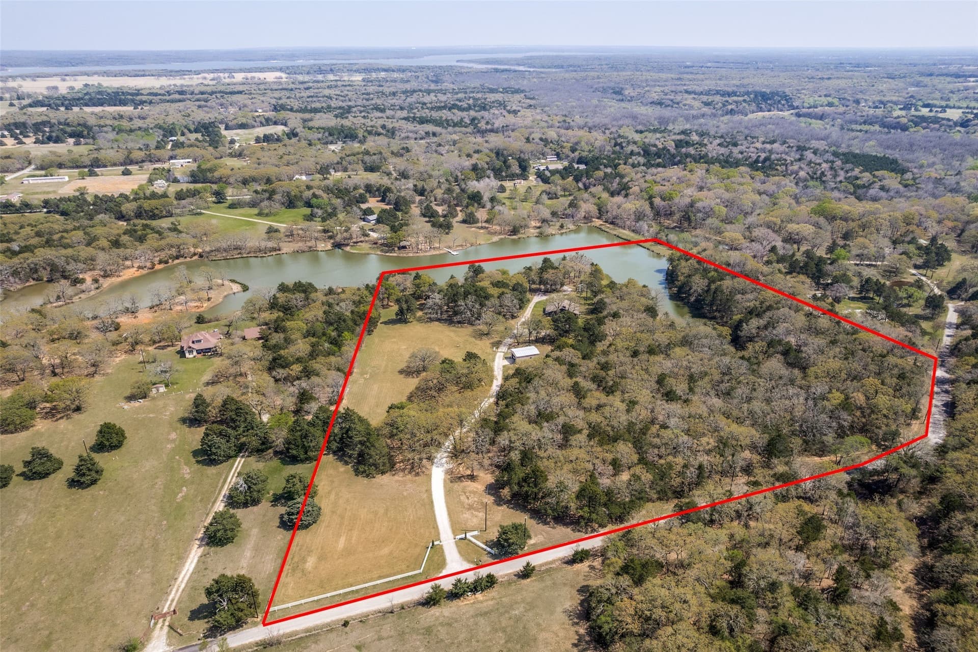 15.75 acres in Grayson County