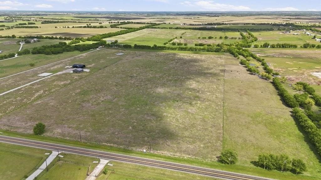 11.47 acres in Denton County featured view