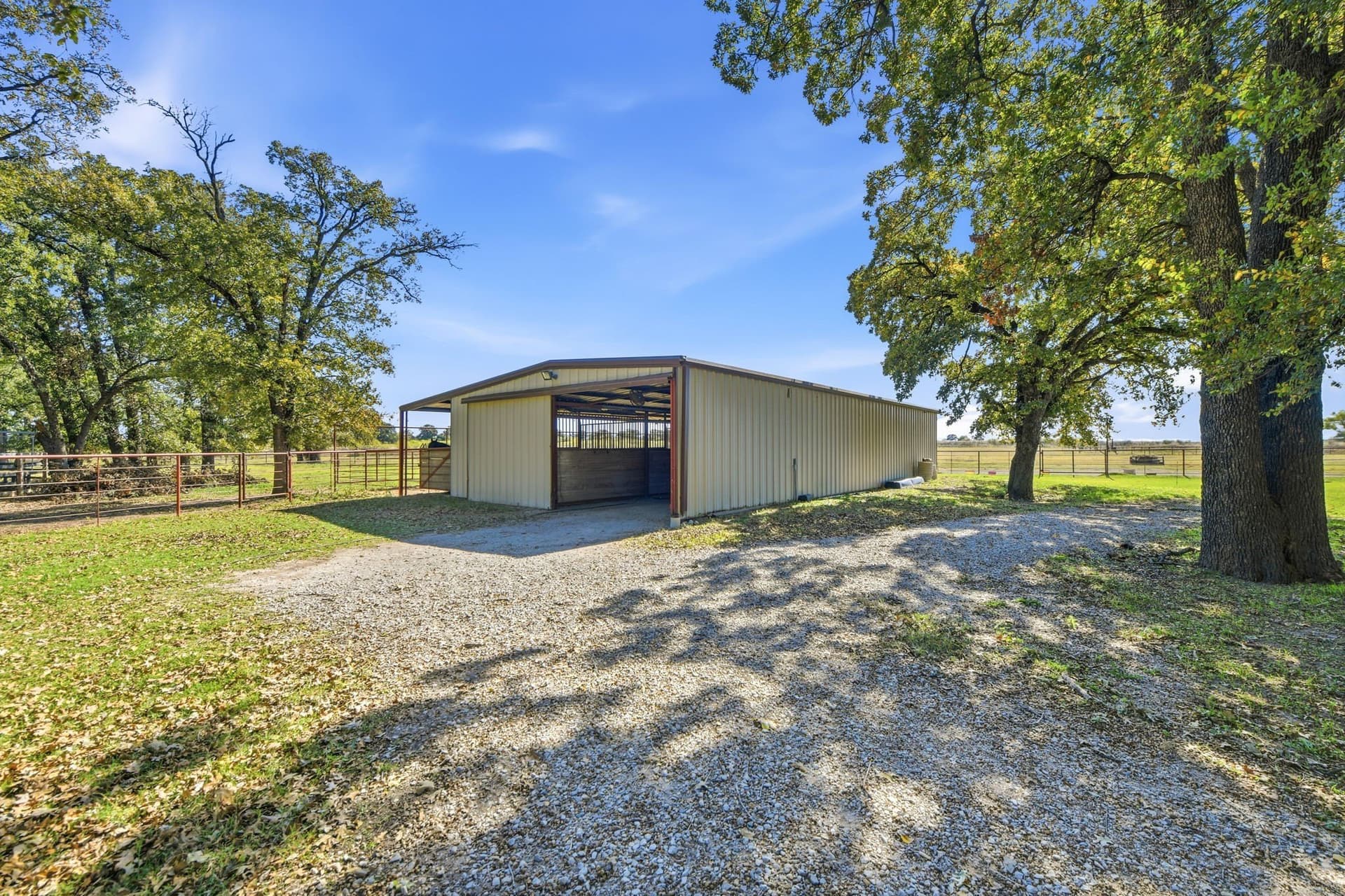 26.97 acres in Wise County - photo 12