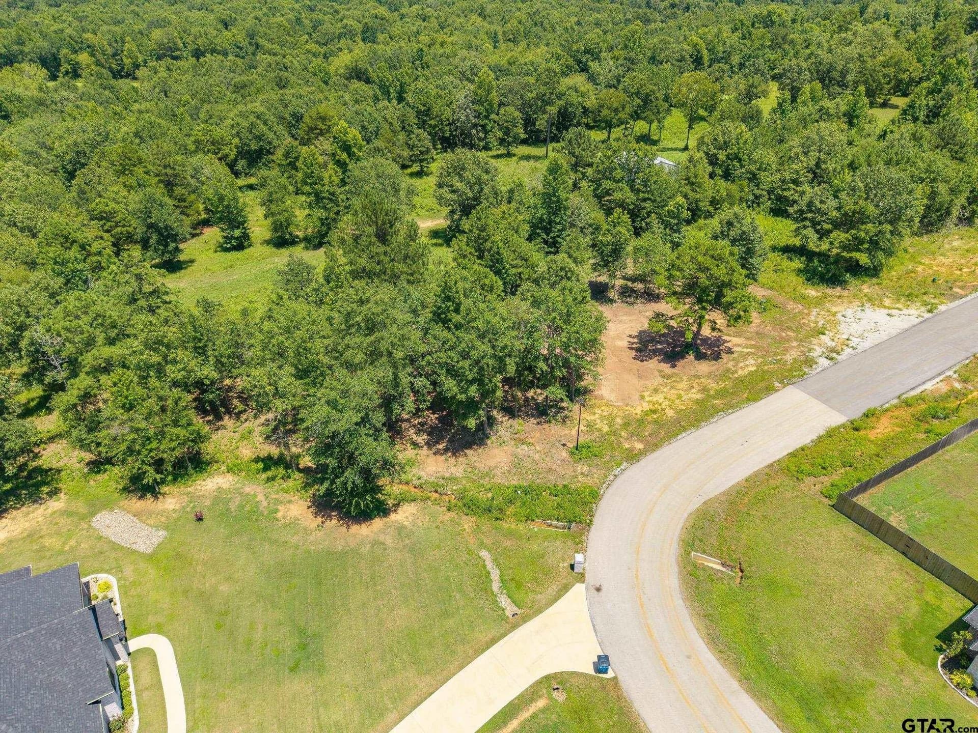 0.6 acres in Smith County - photo 9