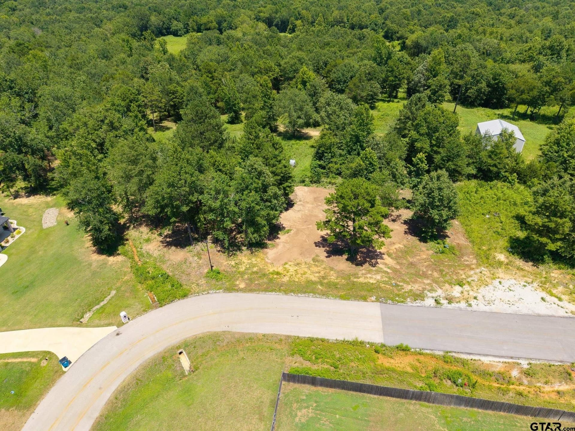 0.6 acres in Smith County gallery image 2