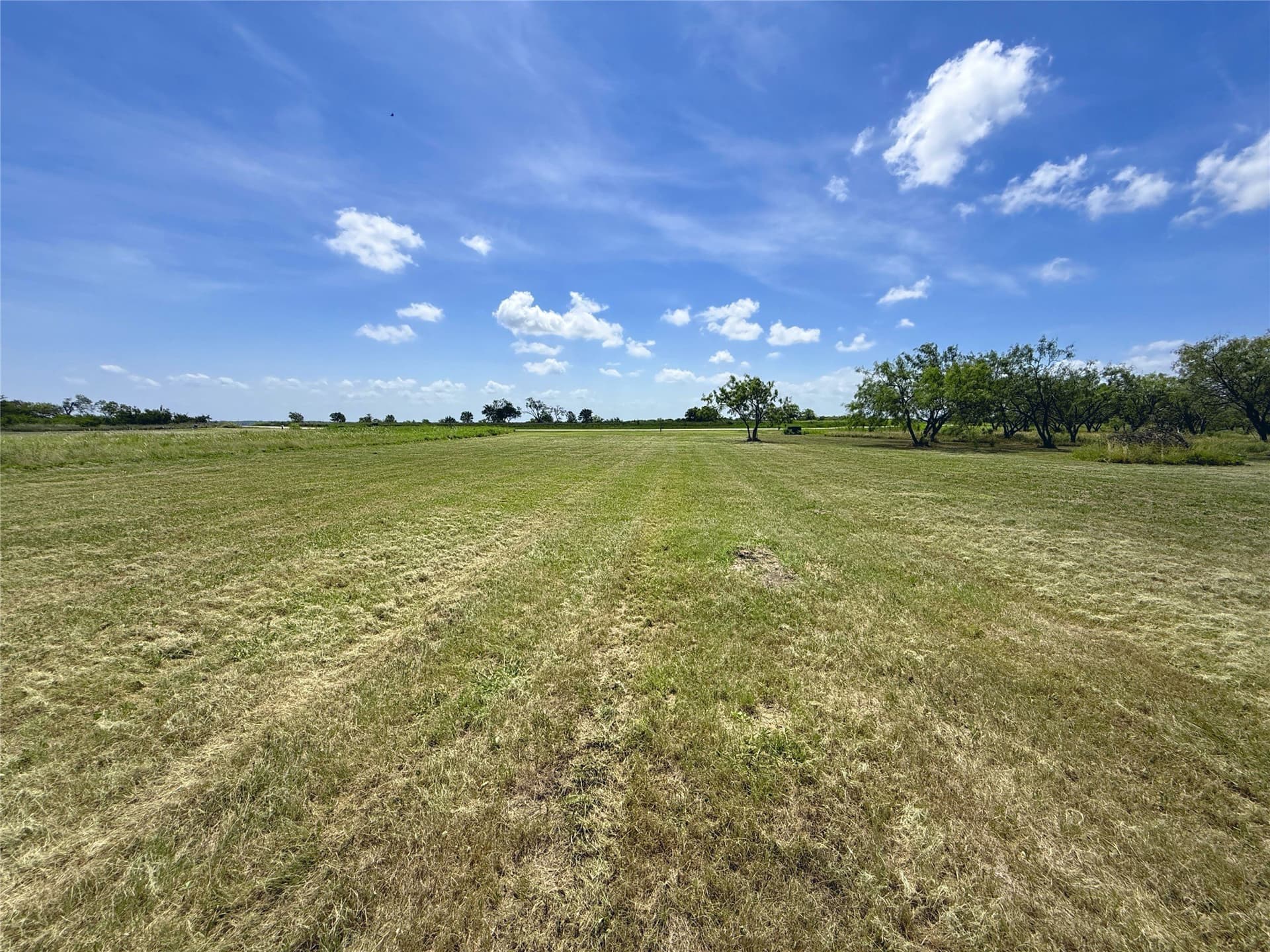 1.62 acres in Navarro County - photo 28