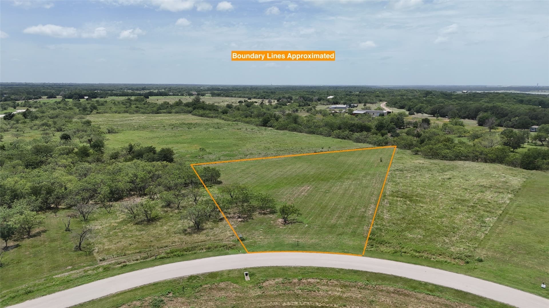 1.62 acres in Navarro County - photo 22