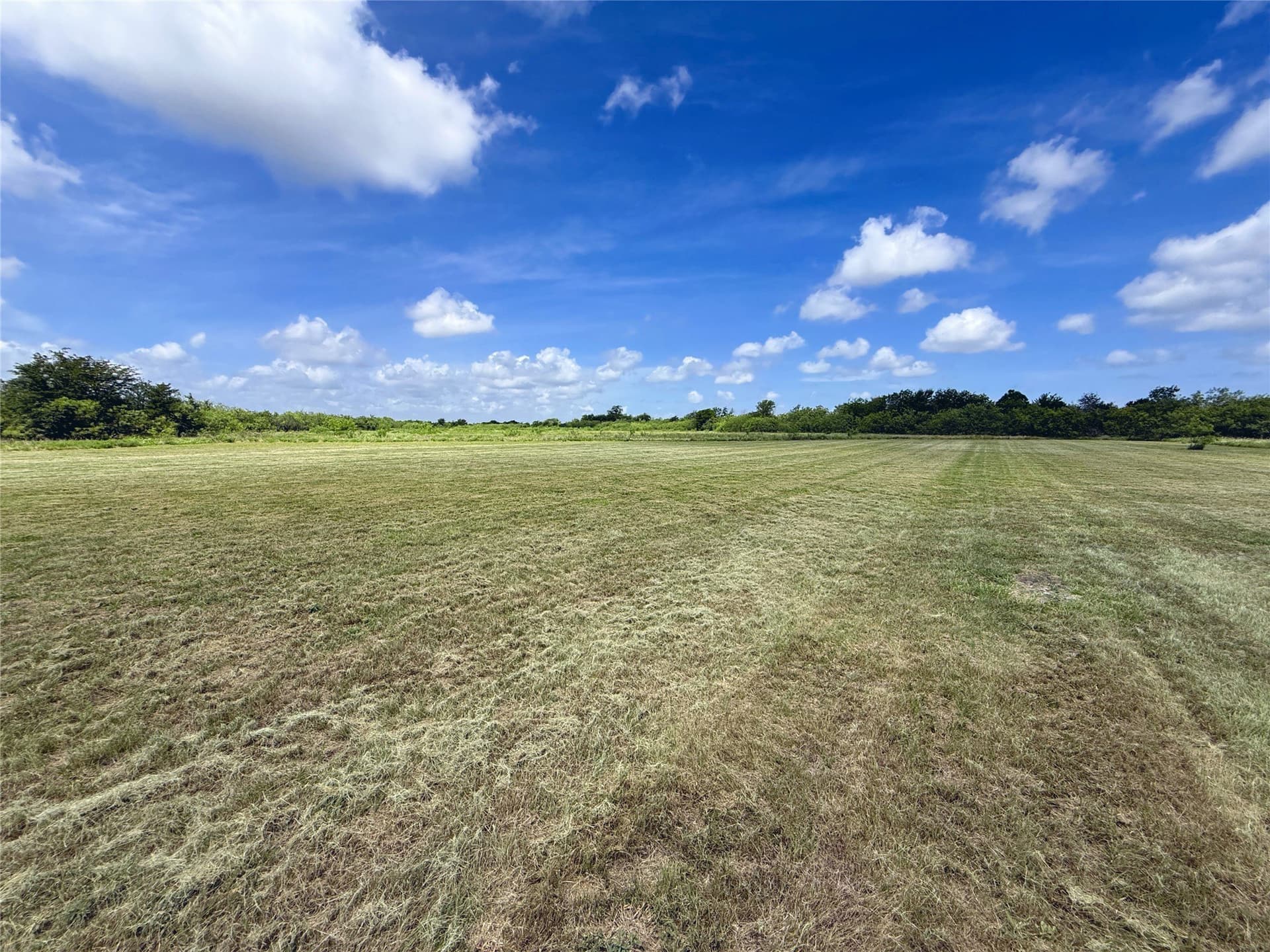 1.62 acres in Navarro County - photo 24