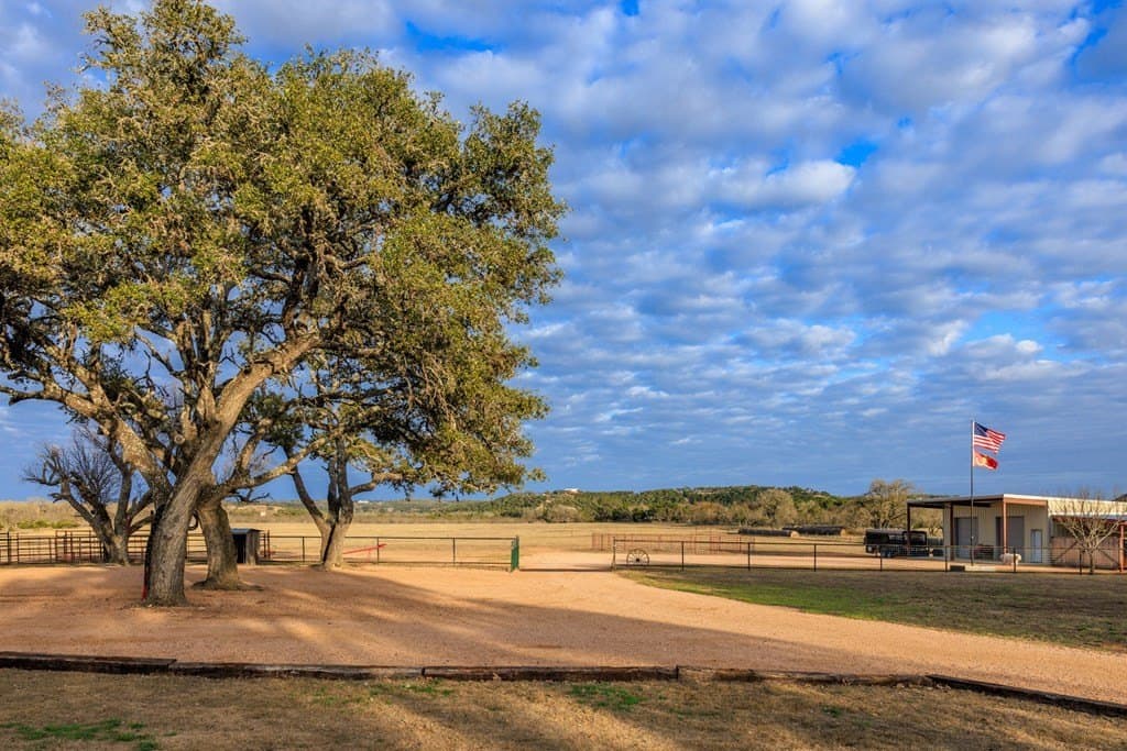 21 acres in Gillespie County - photo 27