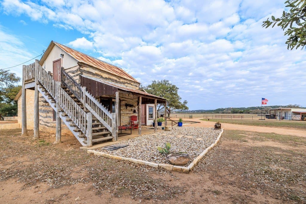 21 acres in Gillespie County - photo 9