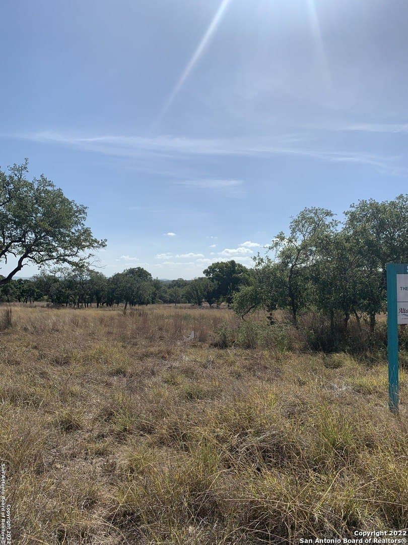 1.84 acres in Comal County - photo 6