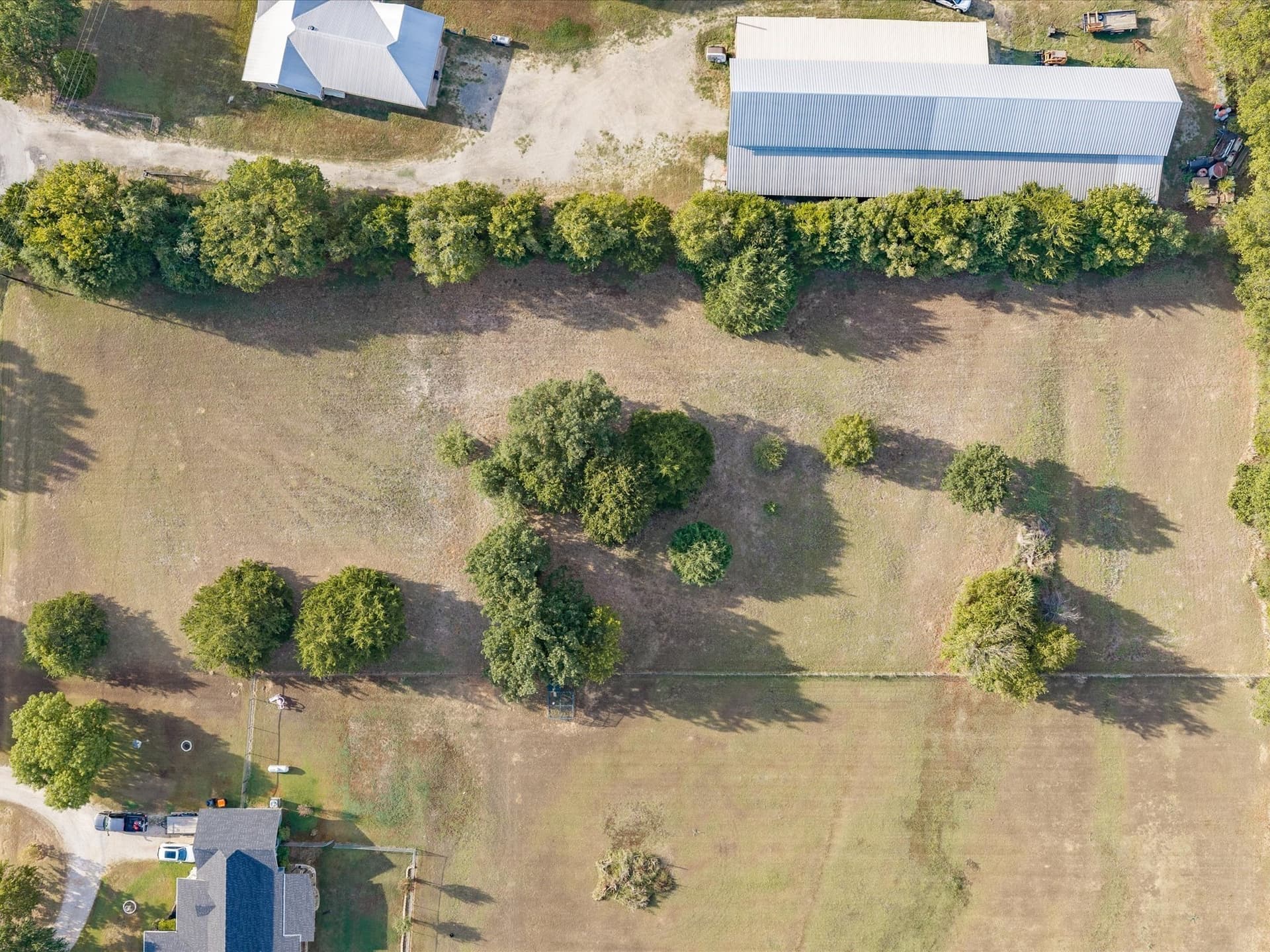 1.8 acres in Tarrant County - photo 4