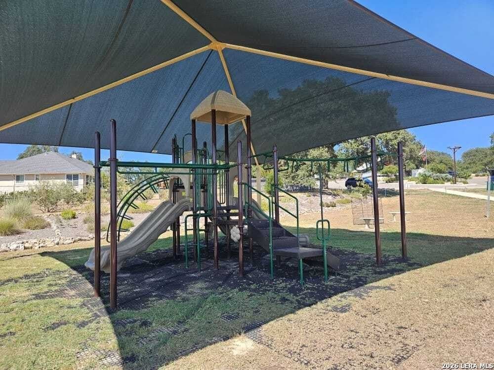 1.64 acres in Comal County - photo 10