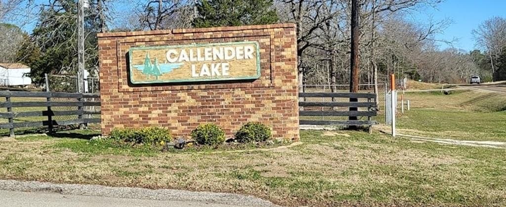 2.2 acres in VAN ZANDT County - photo 8