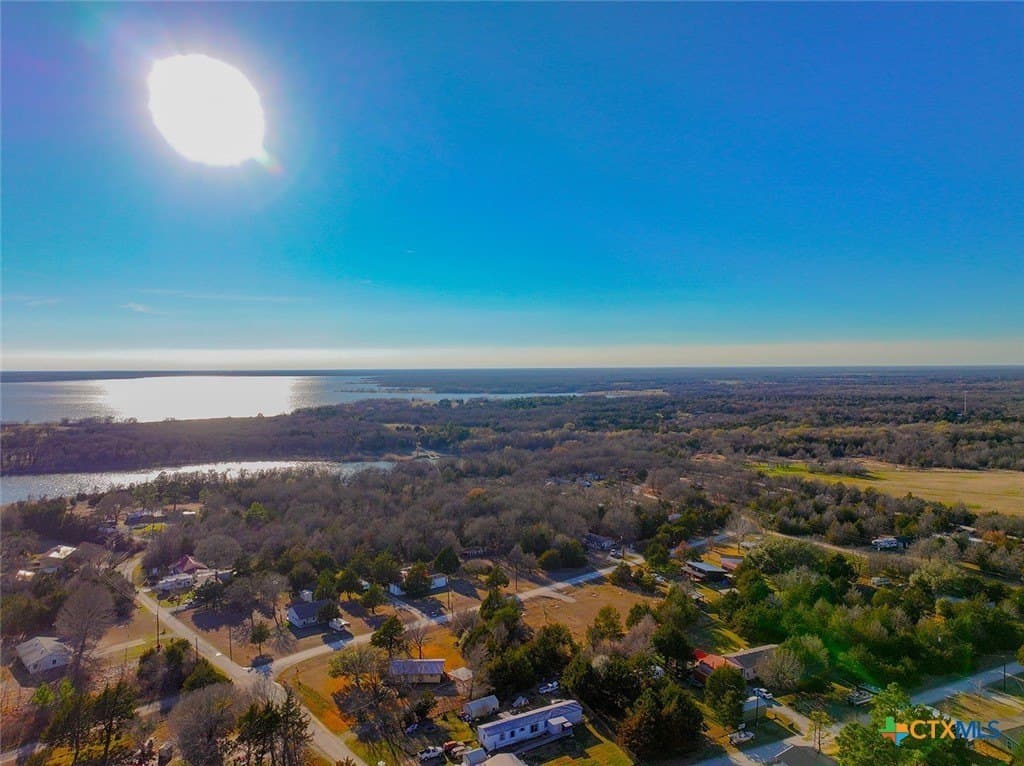 0.34 acres in Navarro County gallery image 4