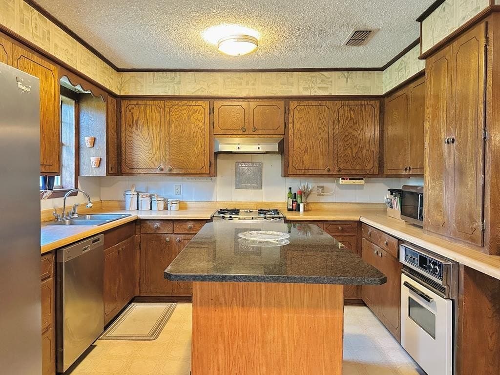 13.5 acres in Texas County featured view