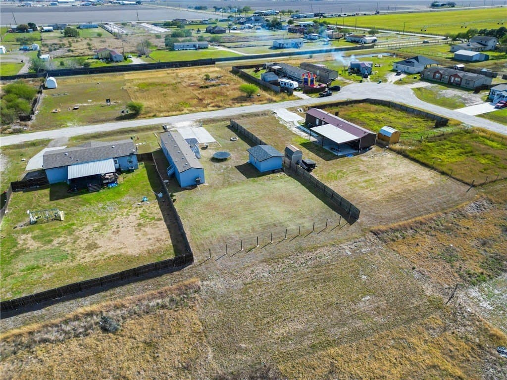 21,700 acres in Nueces County - photo 15
