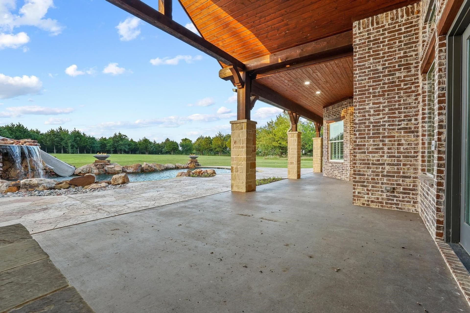12.45 acres in Grayson County gallery image 3