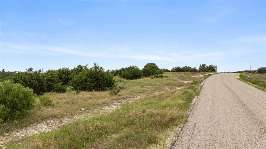 3.6 acres in Somervell County gallery image 3