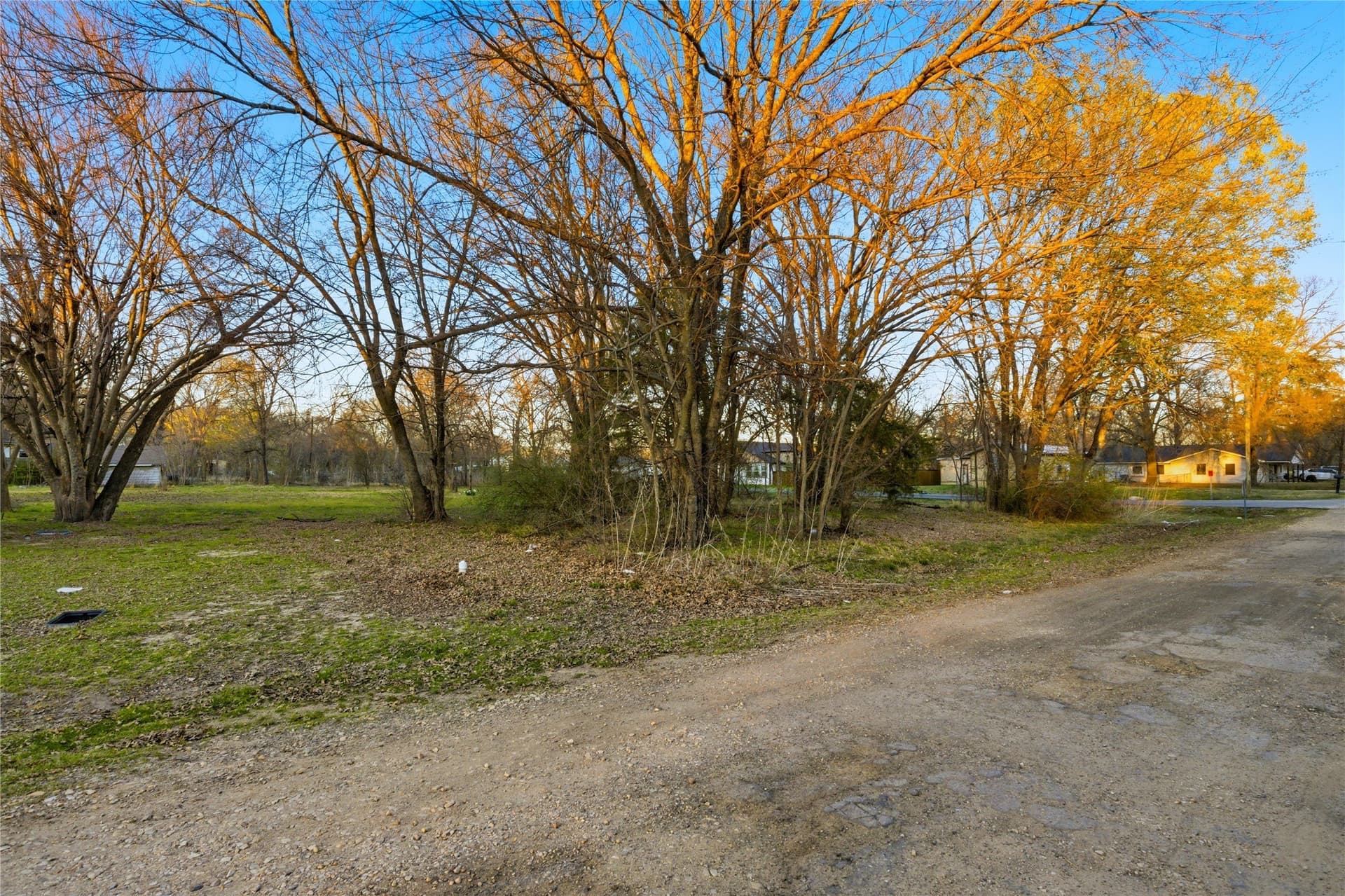 0.27 acres in Delta County - photo 7