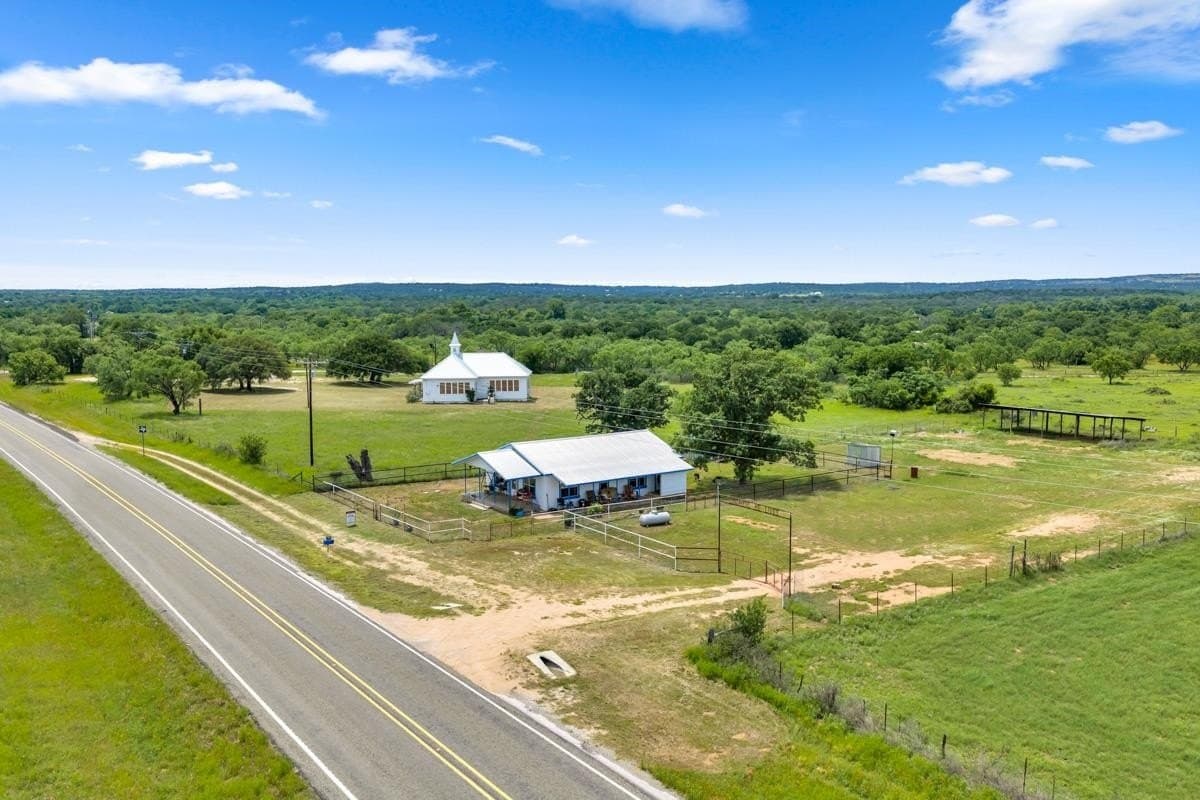 16.24 acres in Llano County - photo 7