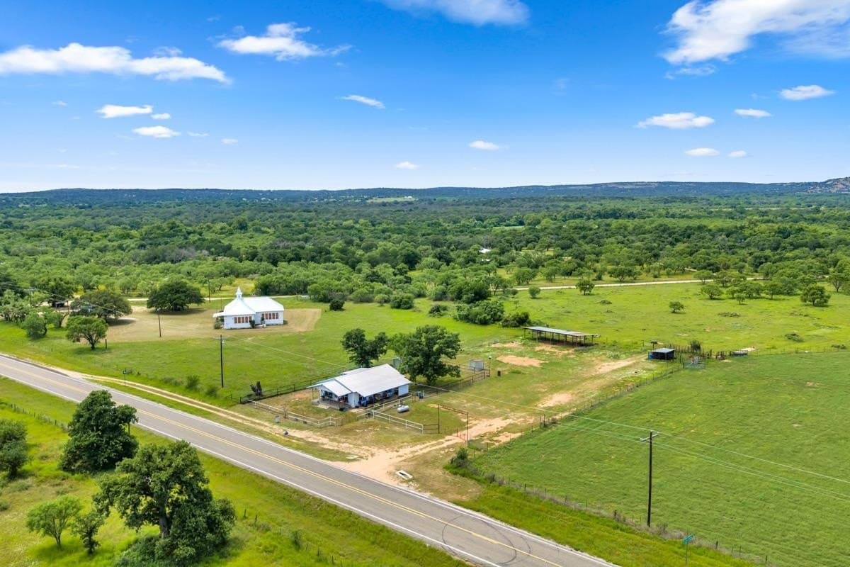 16.24 acres in Llano County - photo 18