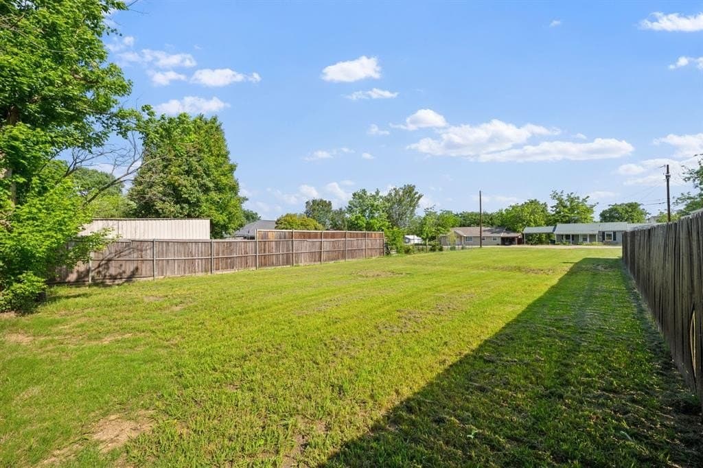 0.17 acres in Collin County gallery image 4