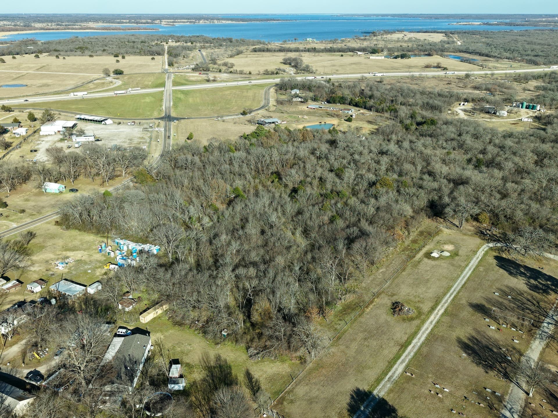 4.1 acres in Navarro County - photo 4