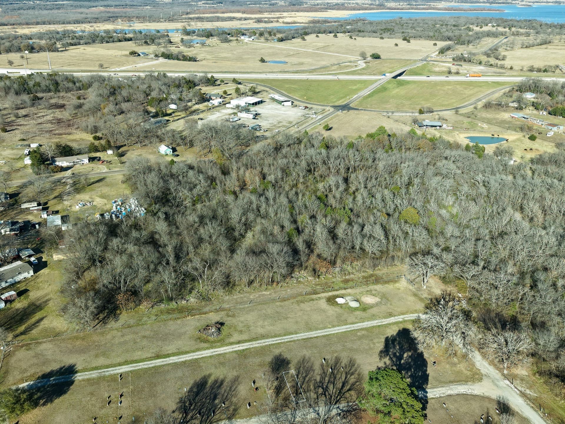 4.1 acres in Navarro County - photo 2