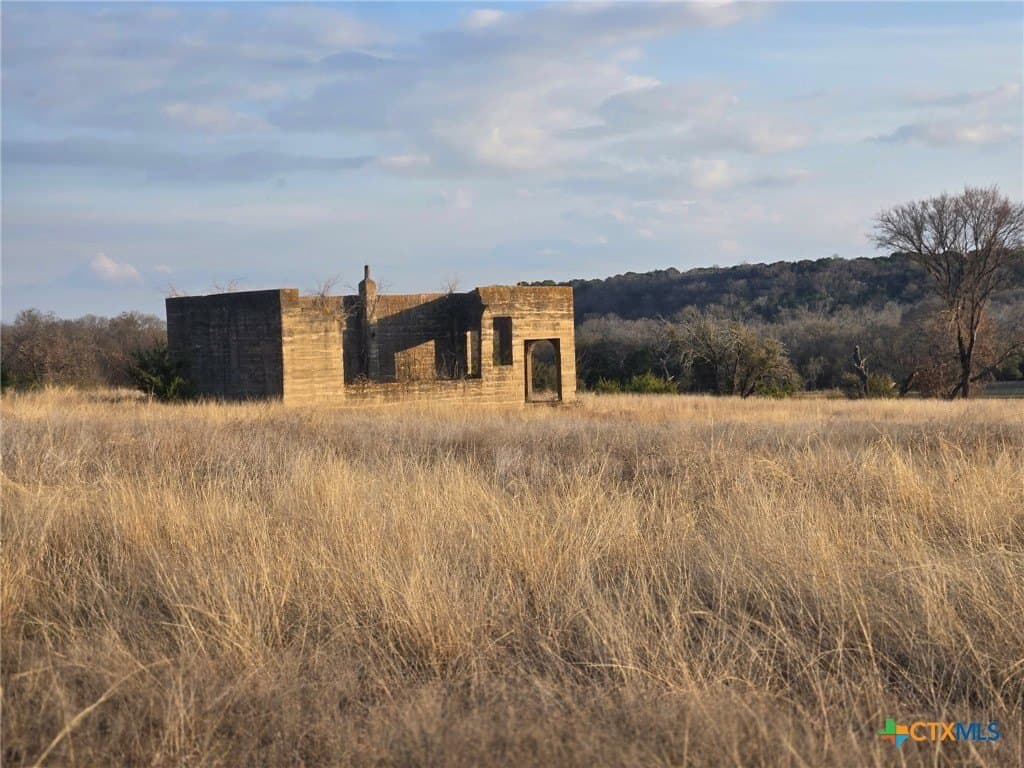 5 acres in Coryell County