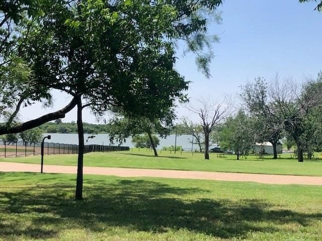 0.47 acres in Denton County gallery image 3