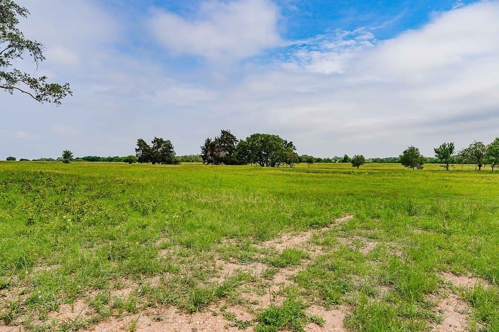 8.75 acres in Fayette County