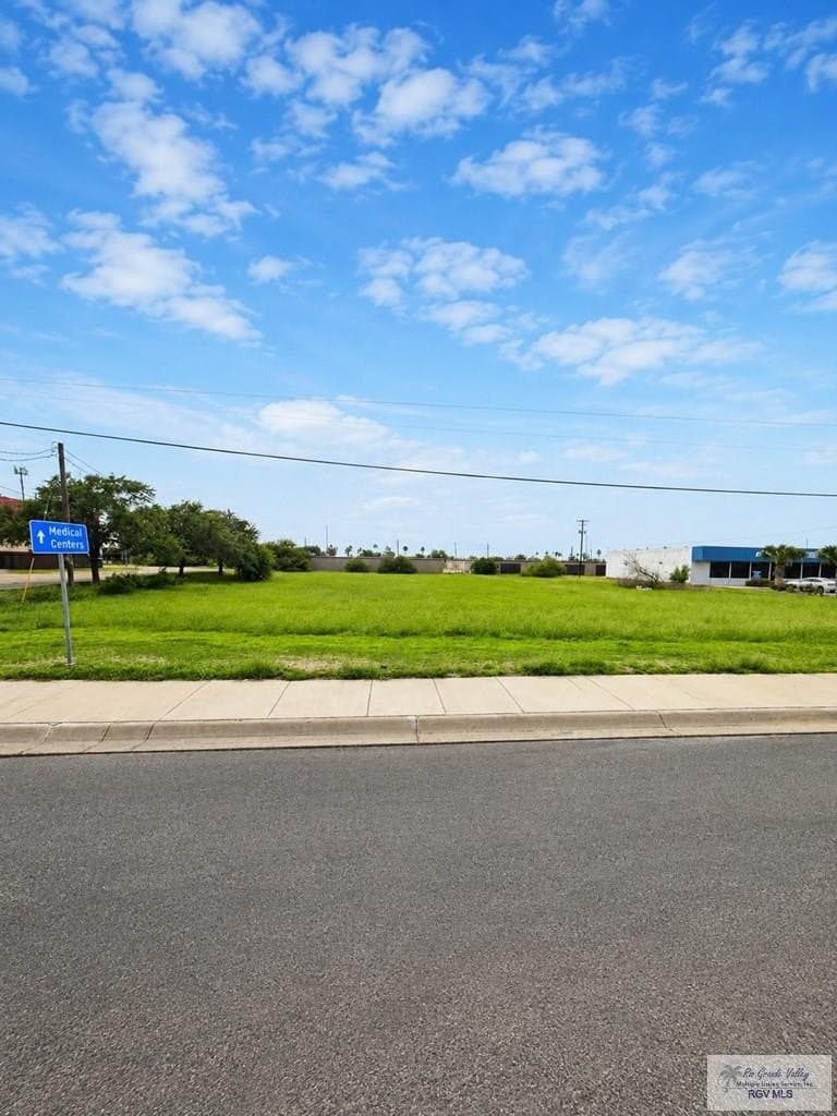 1.06 acres in CAMERON County gallery image 2