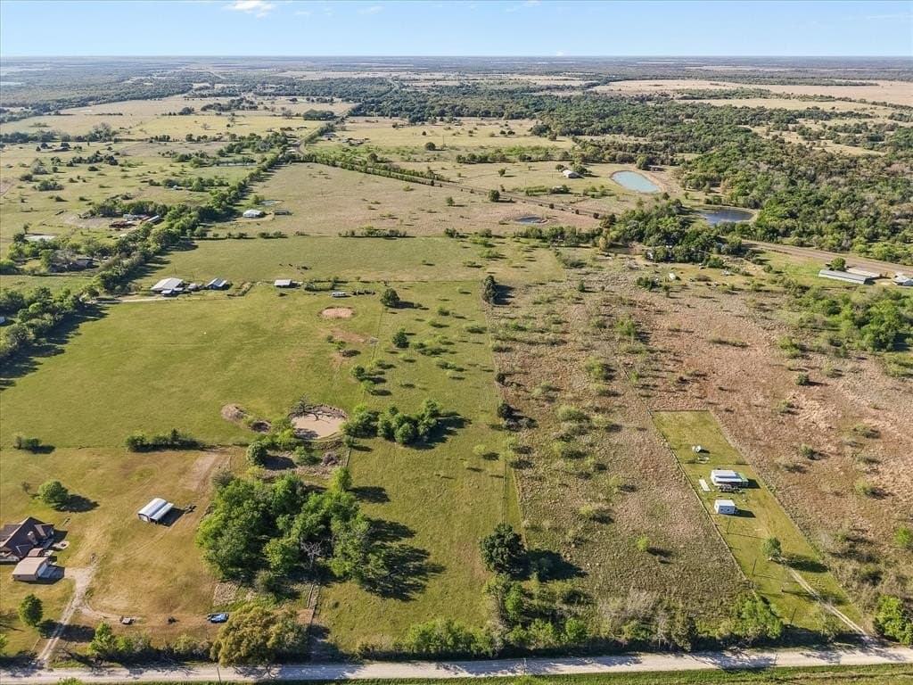 6 acres in Navarro County featured view